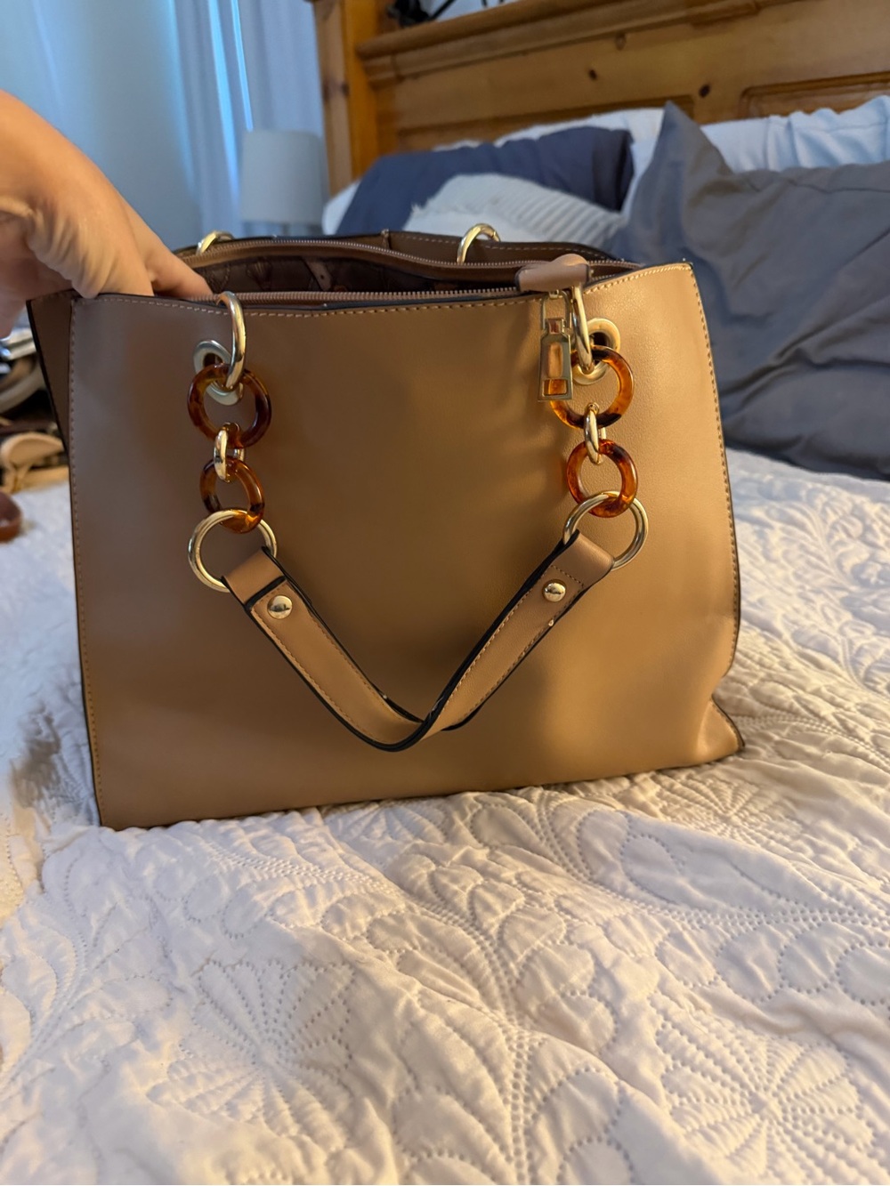 Tortoiseshell-Link Satchel Handbag in Tan
